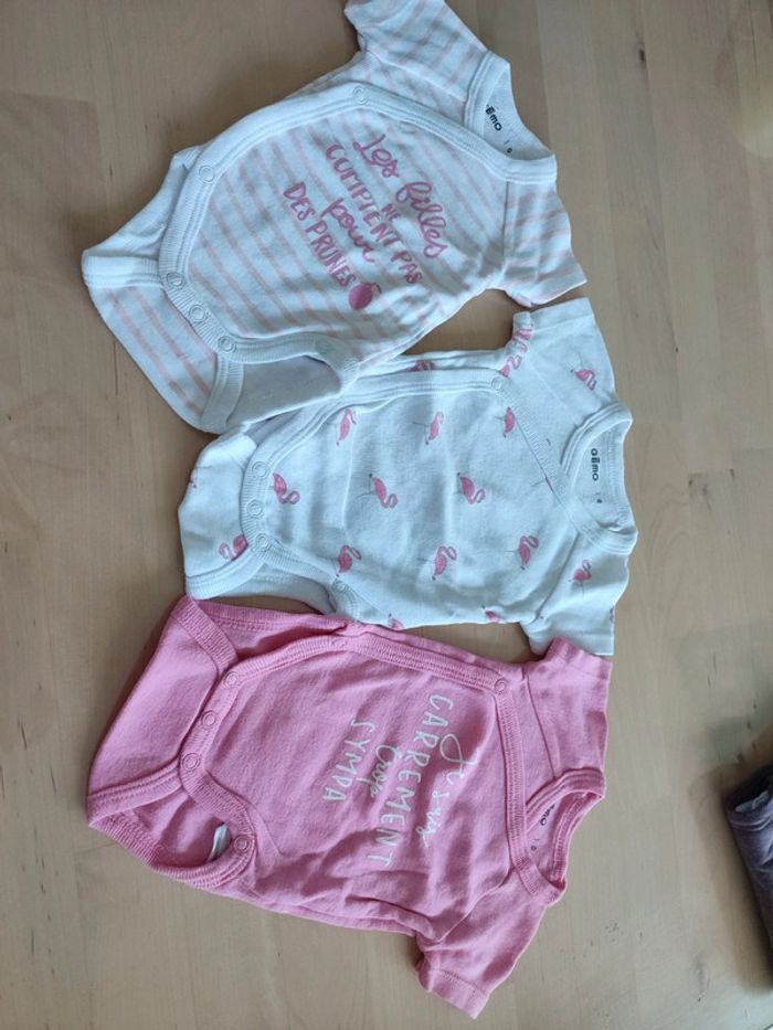 Lot de 3 bodies MC Gémo neuf