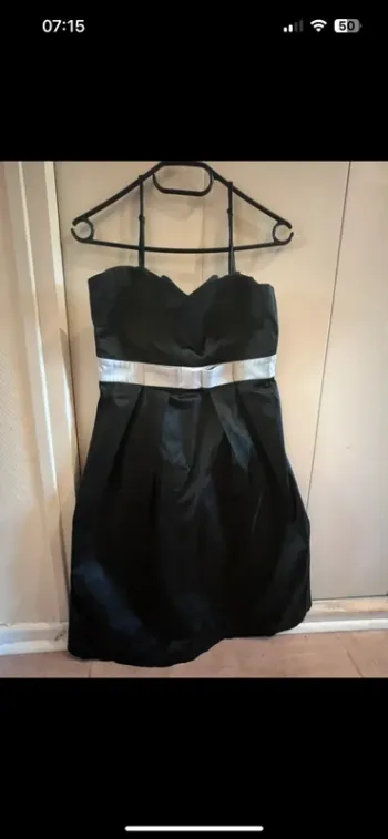 Robe Naf Naf taille 40