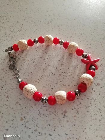bracelet rouge et blanc