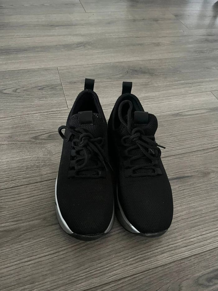 Chaussure t39 - photo numéro 2