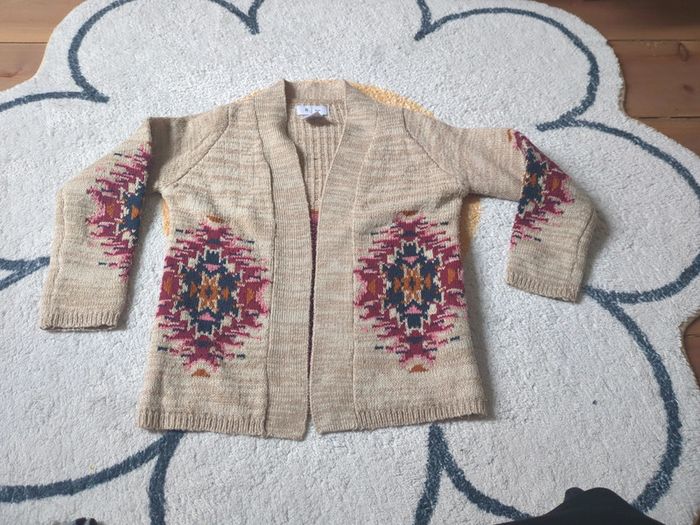 Gilet long la redoute 6 ans beige bordeau motif géométriques vintage