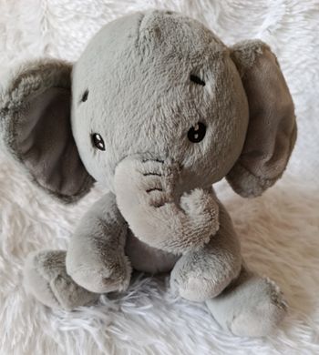 Doudou peluche éléphant gris assis - oreilles papier froissé - ZD Trading