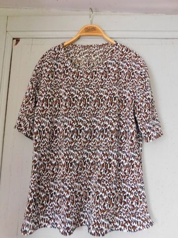 T-Shirt T 44