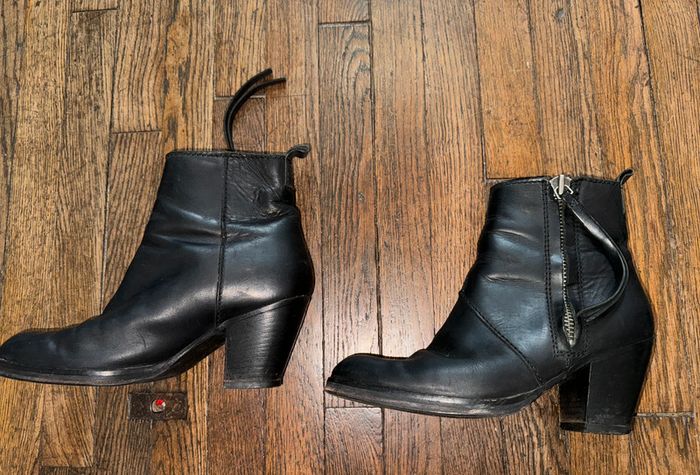Boots en cuir acne modèle pistol  Taille 37 - photo numéro 4