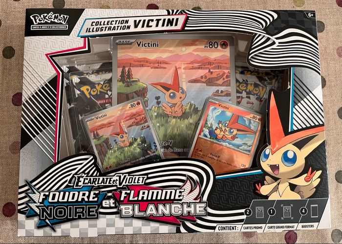 Coffret Victini EV 10.5 Foudre Noire et Flamme Blanche Pokémon