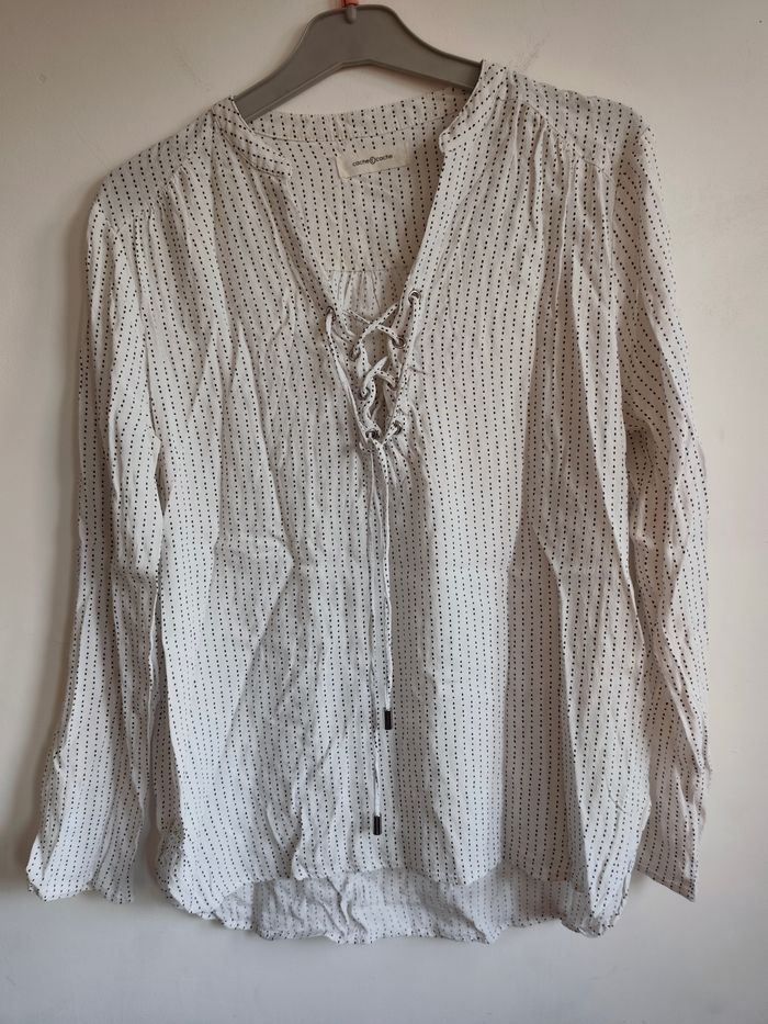 Blouse blanche lacée à pois – Taille L – Cache Cache