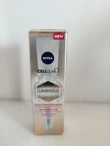 Nivea luminous cellular soin yeux anti cernes 15 ml valeur 18€ à utiliser 12M après ouverture