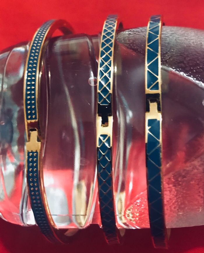 3 bracelets émaux - photo numéro 2