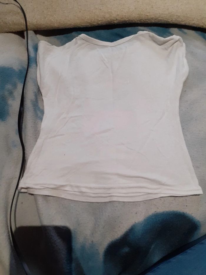 Tee-shirt 2ans - photo numéro 2