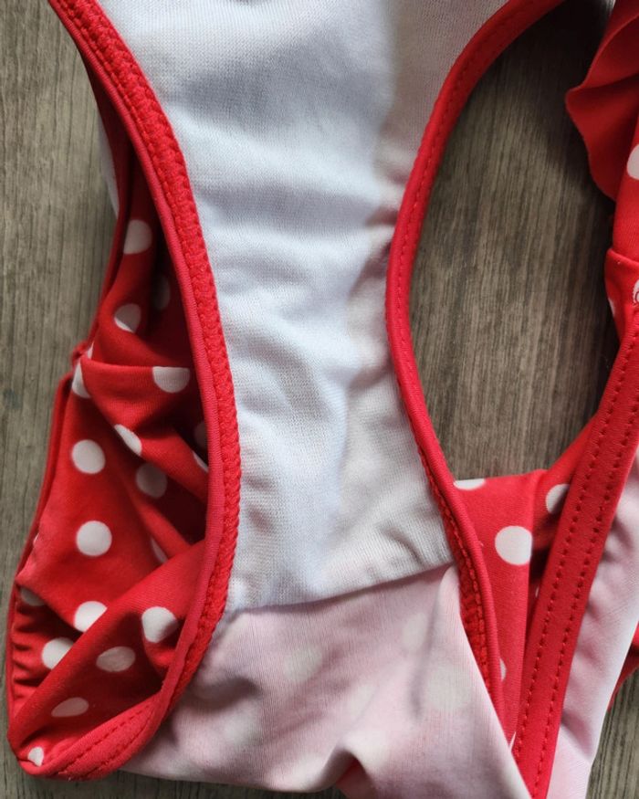 Maillot slip de bain rouge fille 6 ans - photo numéro 7
