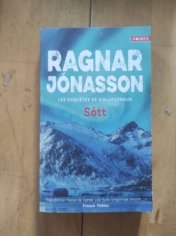 Sott Les enquêtes de Siglufjordur Ragnar Jonasson Points 2020
