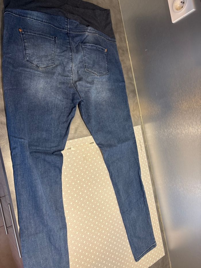 Jeans grossesse - photo numéro 2