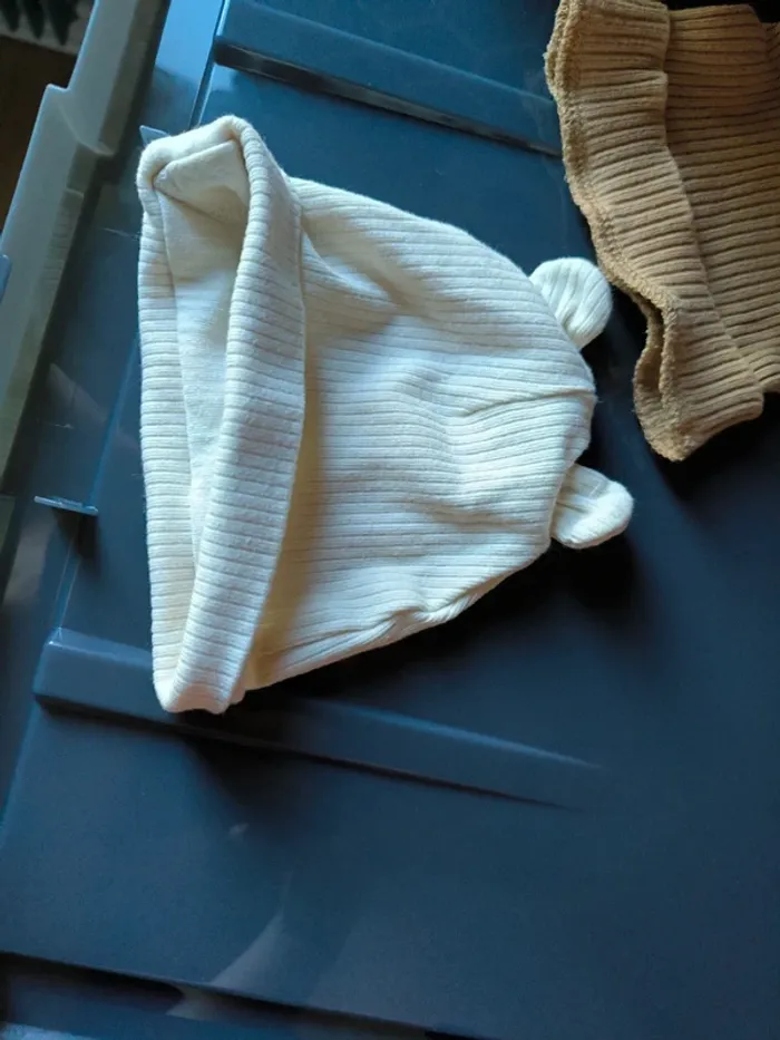 Lot 2 bonnets 0mois/prématuré - photo numéro 2