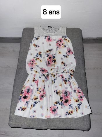 🟣 Robe Fleurie Dentelle 8 ans 🟣