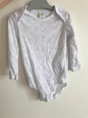 Body manches longues winnie l’ourson 9-12 mois neuf