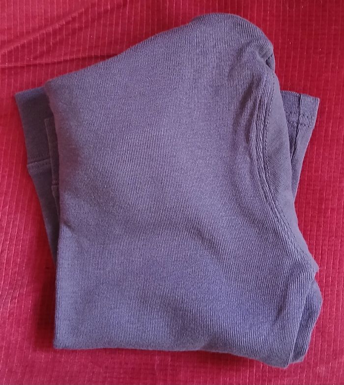 Sous-pull violet foncé 6 ans - photo numéro 4