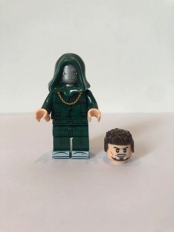 Figurine type lego Dr Doom Marvel