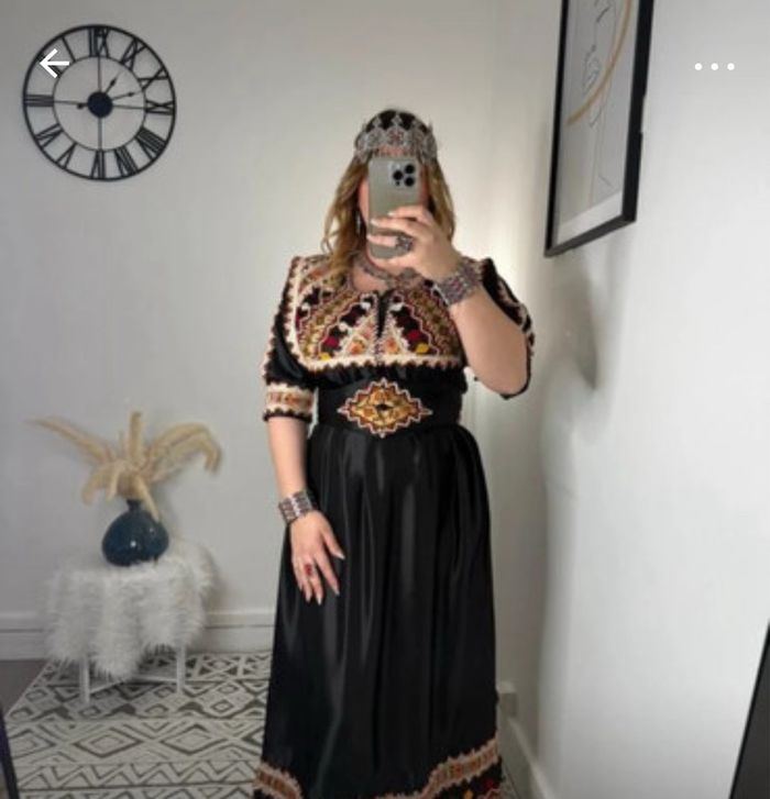 Robe de soirée kabyle état neuf 110€ - photo numéro 3