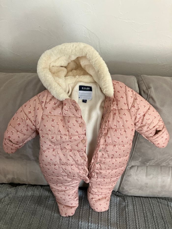 Combinaison fille 6mois - photo numéro 2