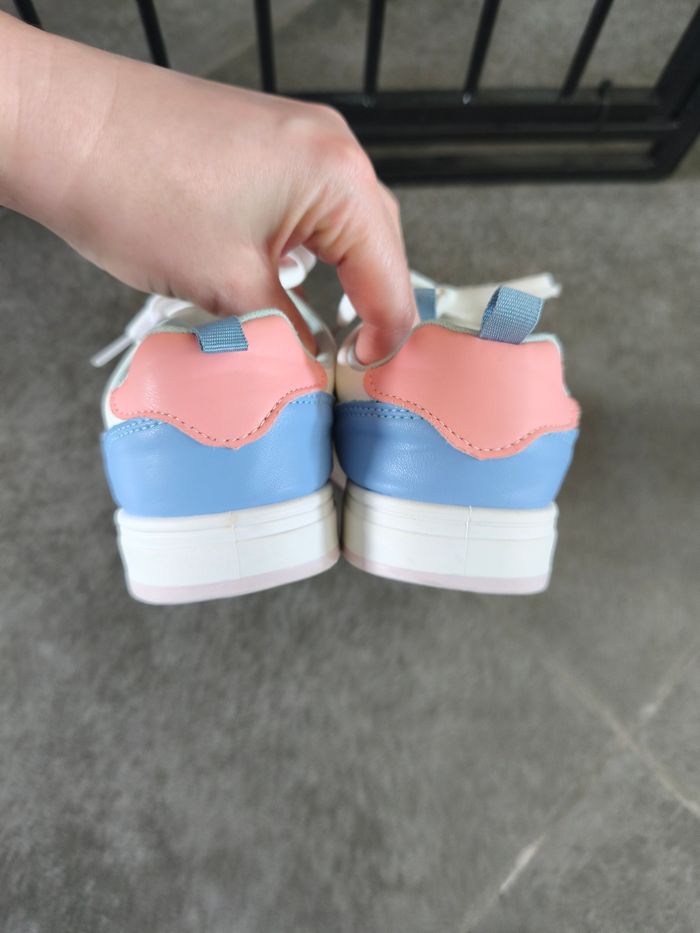 Baskets fille pointure 35 - photo numéro 5