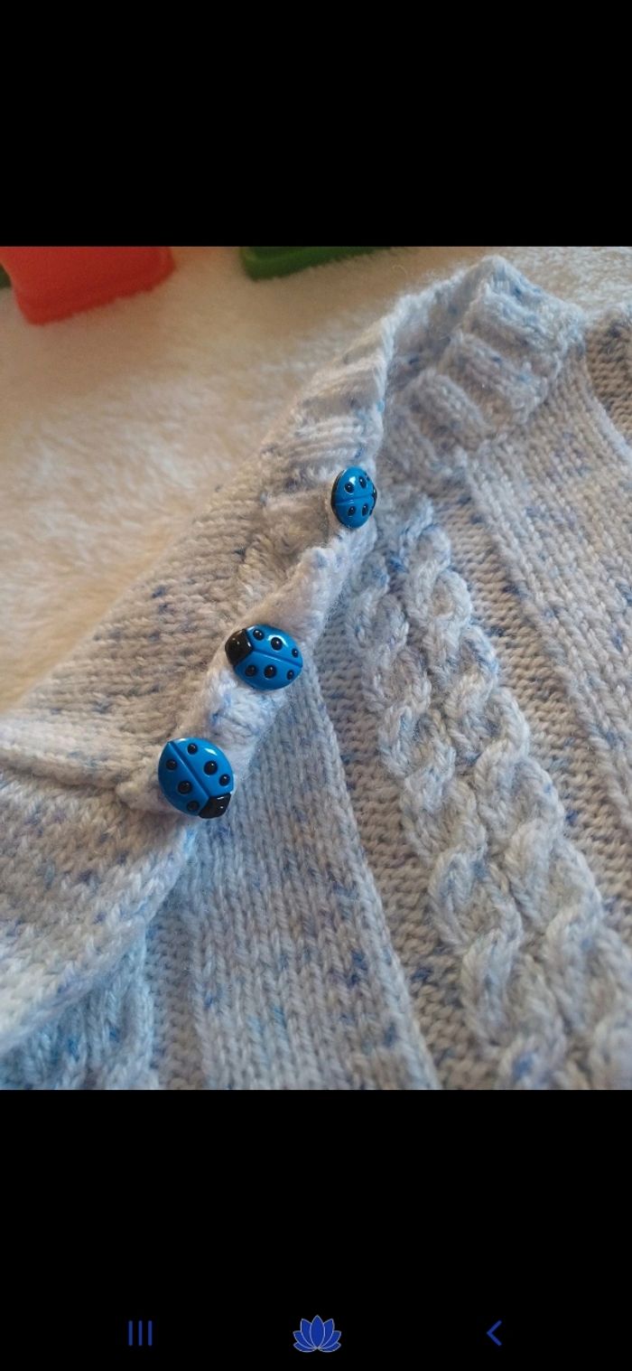 Pull bébé taille 1 mois - photo numéro 3