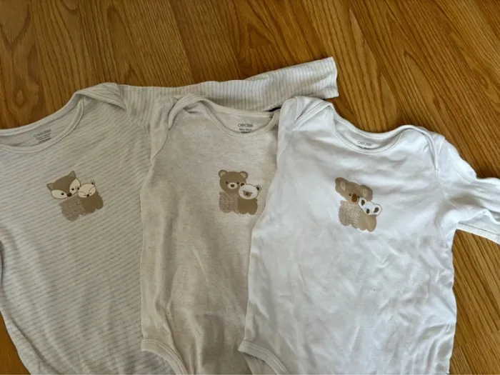 Lot de 3 bodys - photo numéro 2