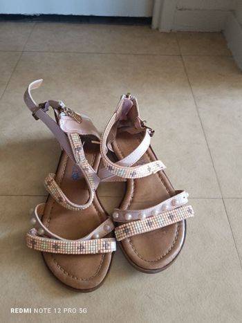 Sandale