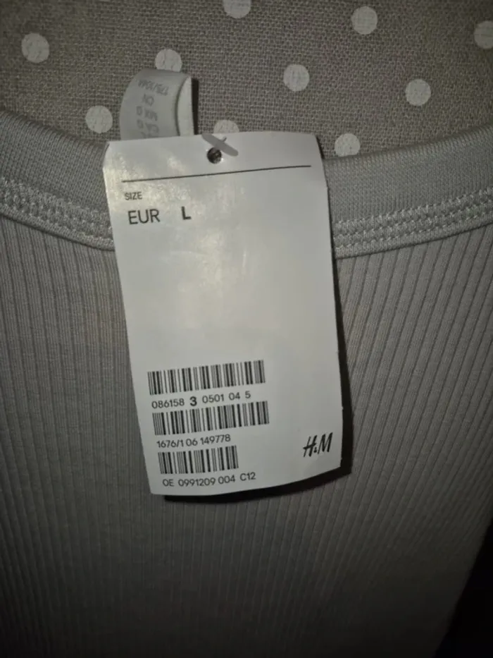 Robe H&M neuve - photo numéro 6