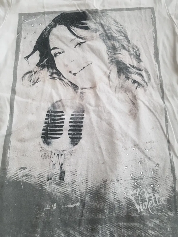 Tee shirt Disney Violetta - photo numéro 2