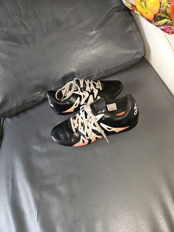 Chaussures de foot adidas crampon taille 38