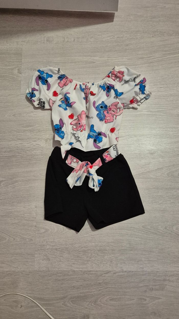 Ensemble stitch 4ans