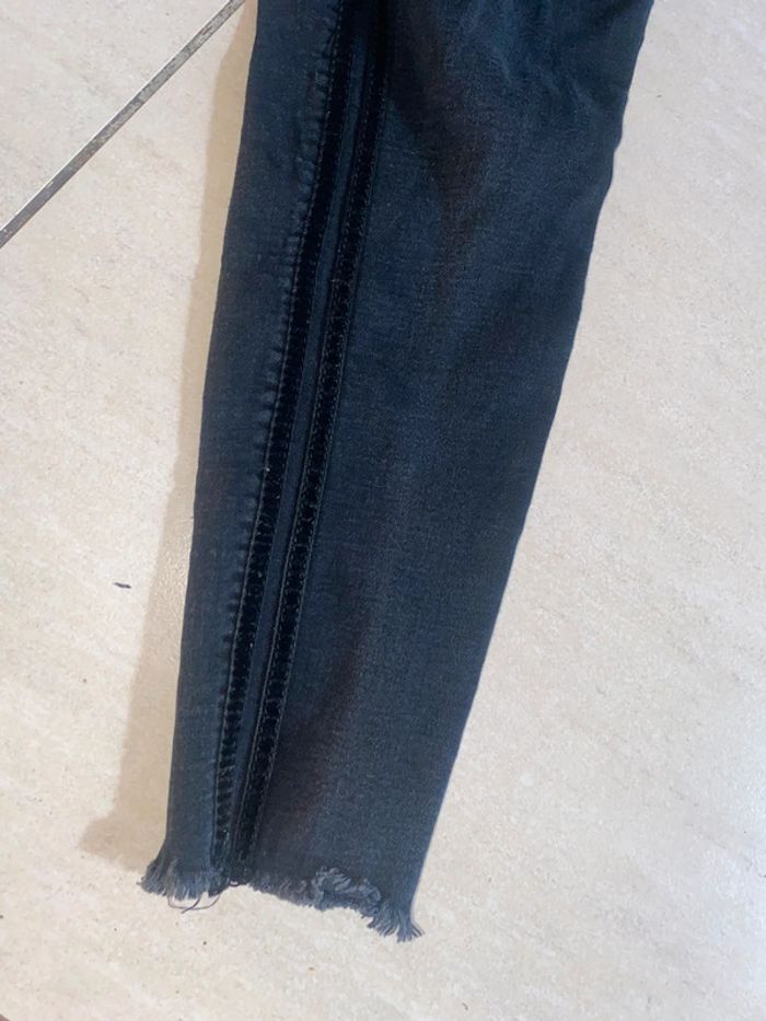 Pantalon noir - photo numéro 2