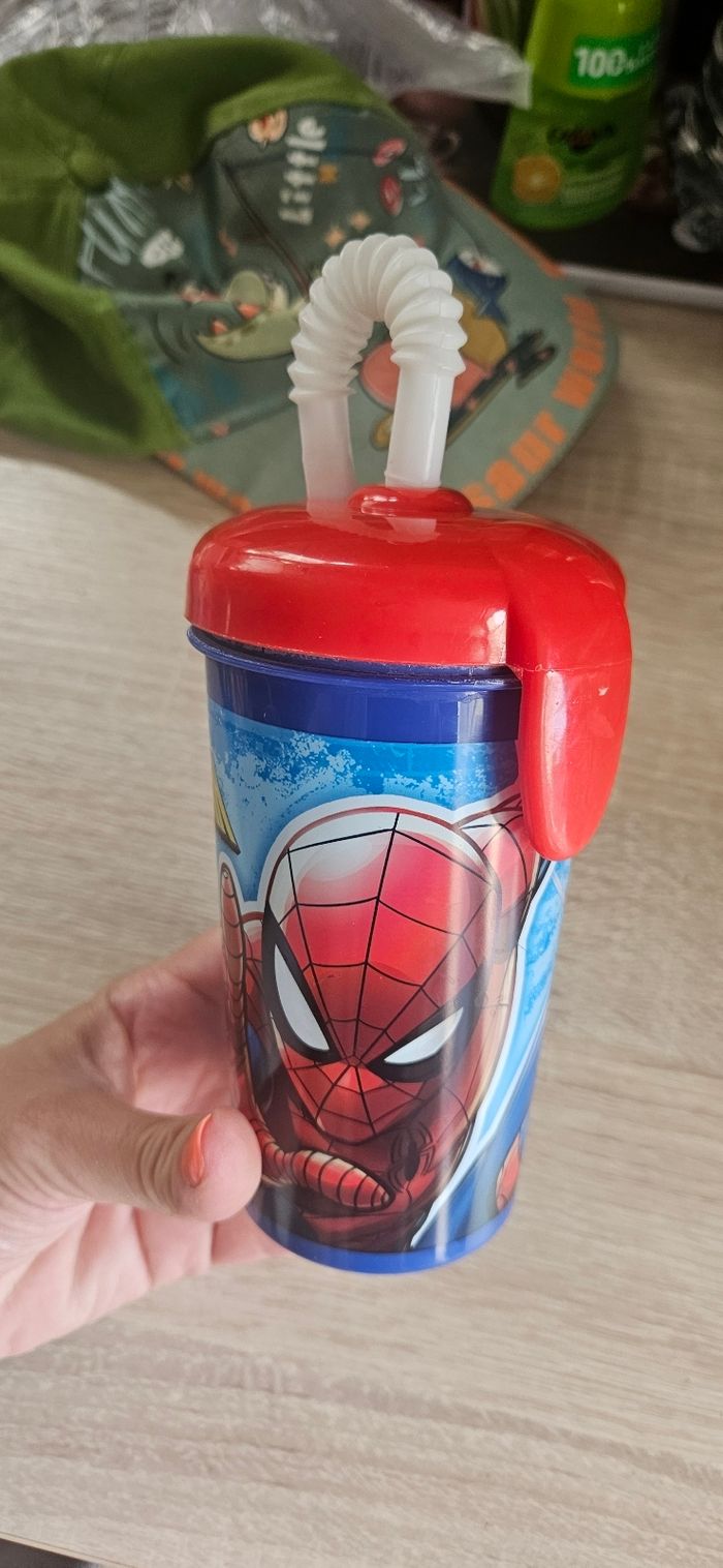 Gourde spiderman - photo numéro 2