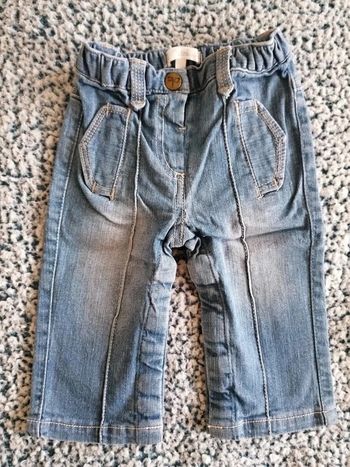 Jeans fille taille 6 mois