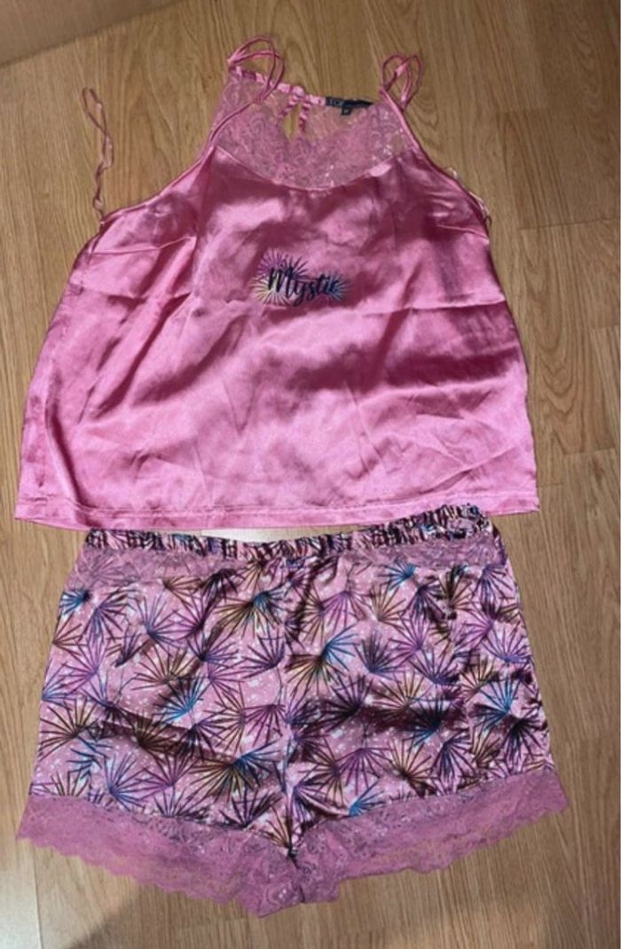 Pyjama TQF en soie rose - Short+Top - Taille M - Neuf sans étiquette