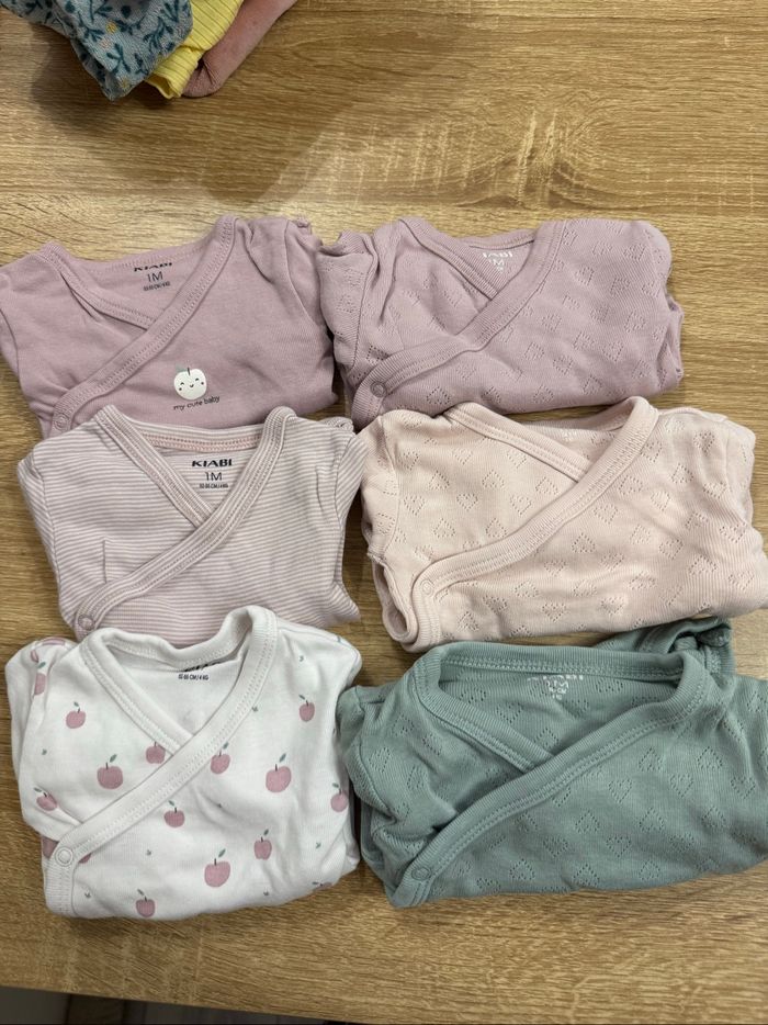 Bodies, ensemble et pyjama