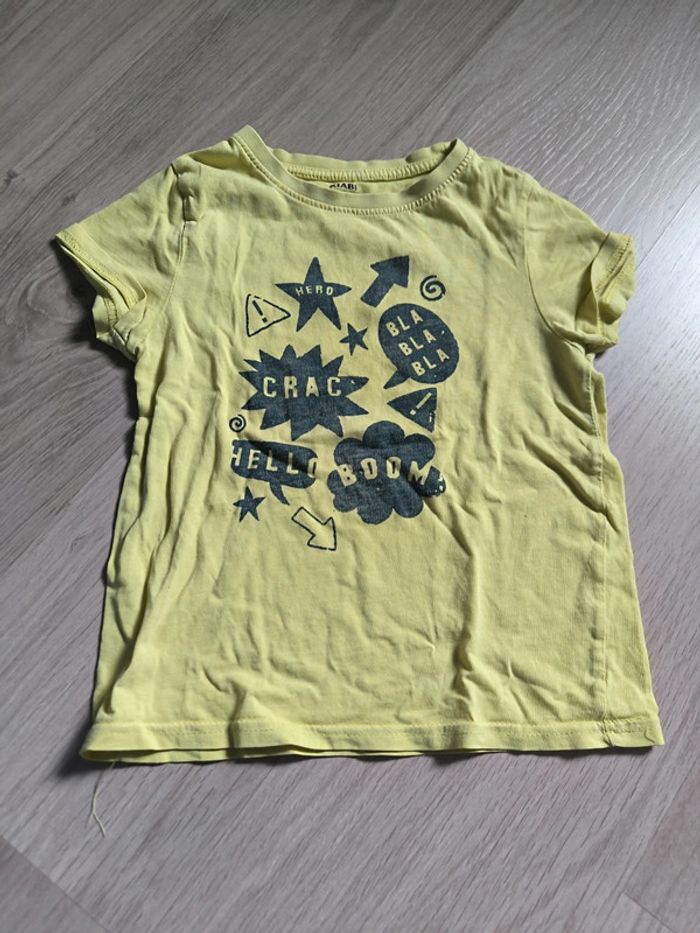 Lot de 5 t-shirt garçon.  4/5ans. - photo numéro 2