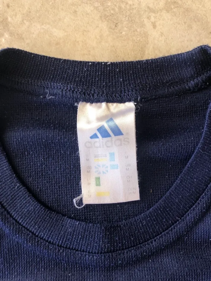 Tee-shirts bleu bandes blanches - photo numéro 3