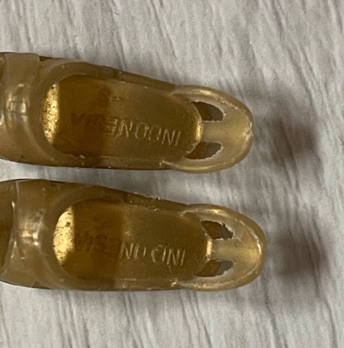 Chaussures indonesia vintage barbie - photo numéro 2