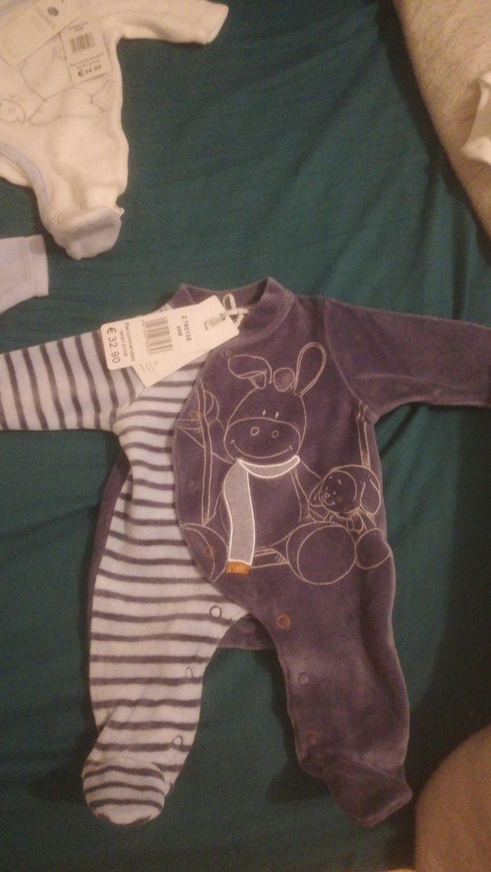 Lot pyjamas noukie's neufs