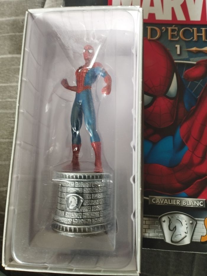 Figurine Marvel spiderman jeu d'échecs - photo numéro 4