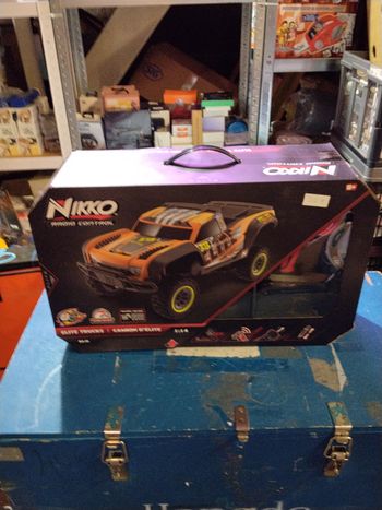 Voiture téléguidée élite truck