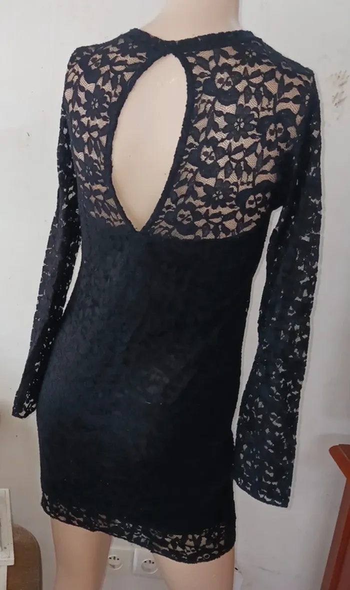 Robe dentelle taille 40/ l - photo numéro 5