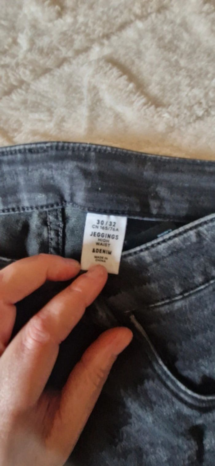 Jean taille 40 - photo numéro 2