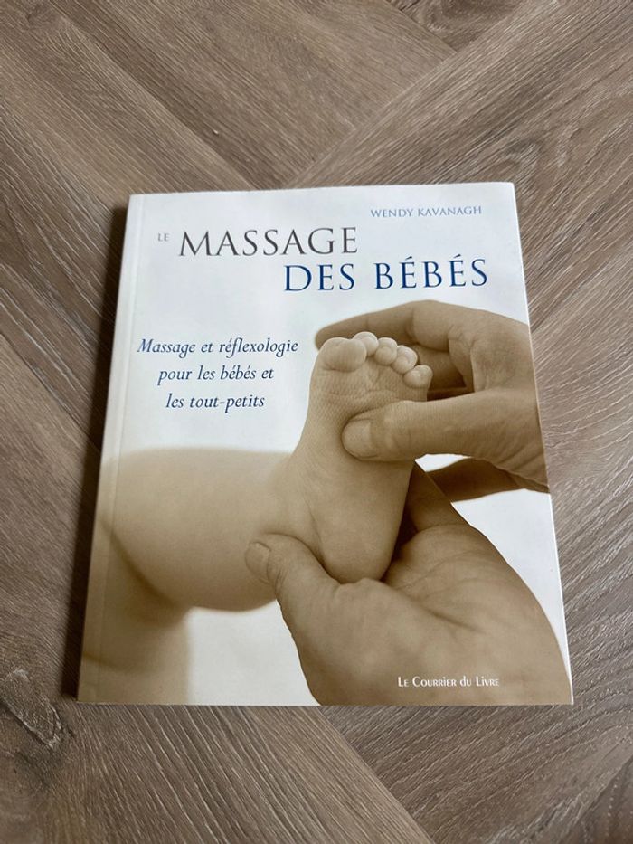 Livre massage bébé