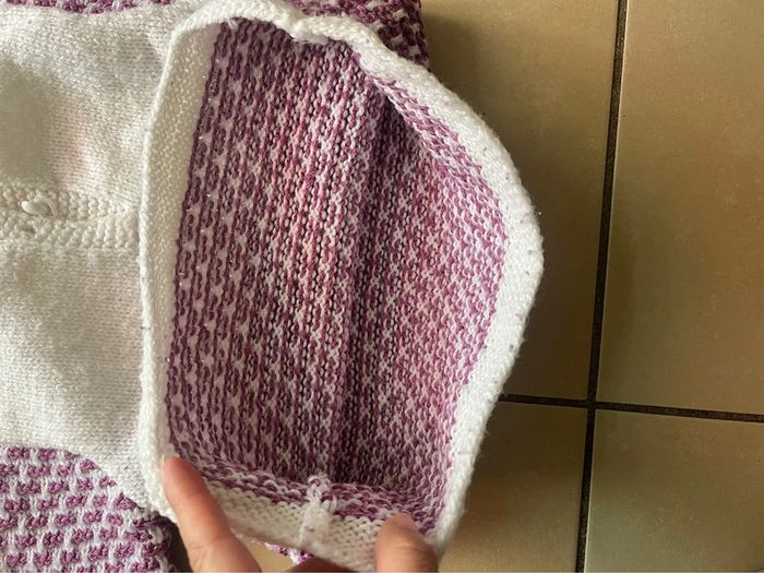 Pull fait mains - photo numéro 4