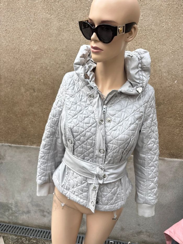 Blouson moschino argenté avec ceinture et capuche - photo numéro 8