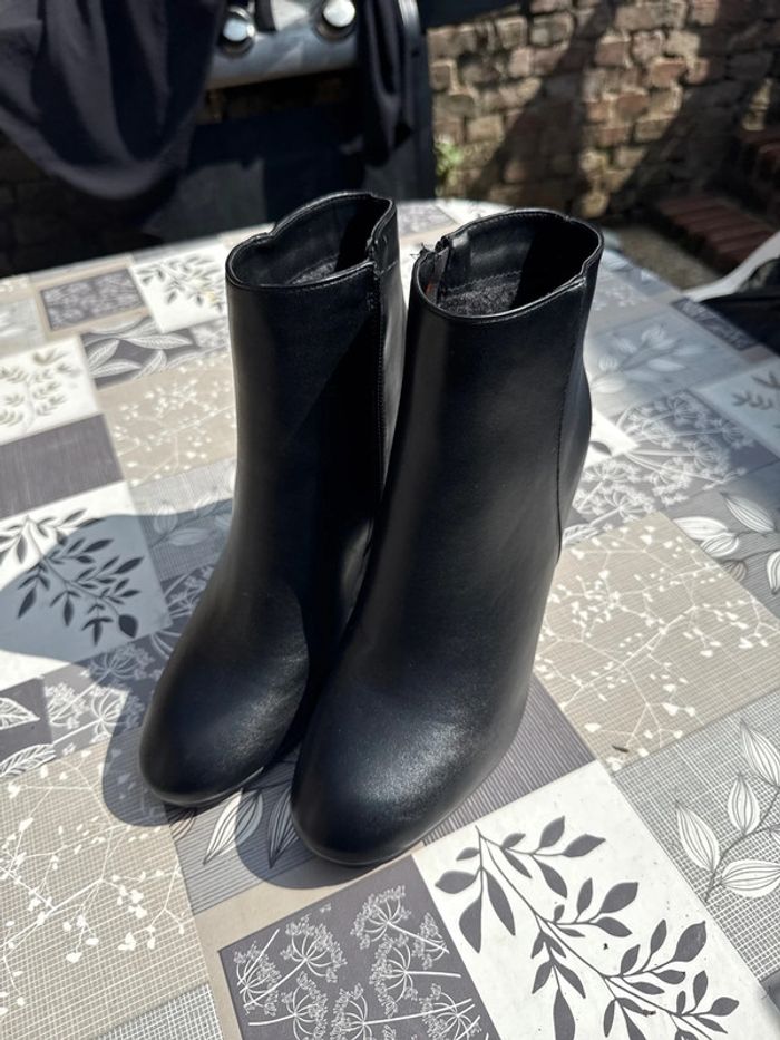 Bottine taille 40 wilady neuve