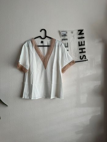 SHEIN lune blouse avec dentelle