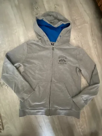 Veste à capuche